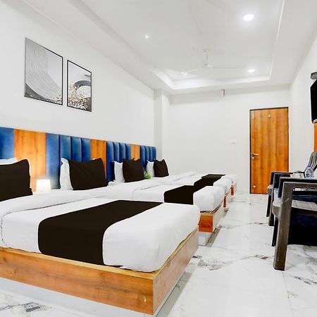 Super Townhouse Ambaji Formerly Hotel Kardhar Inn Exterior foto
